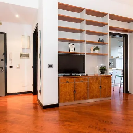 Apartment Altido Sant'agostino Family Flat Milan