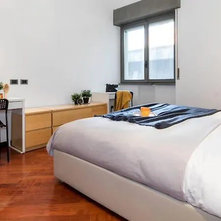 Apartment Altido Sant'agostino Family Flat Milan